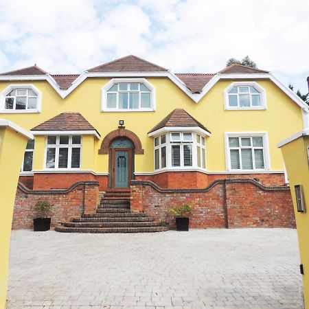 Harlestone Retreat (Adults Only) Hotel Northampton Bagian luar foto