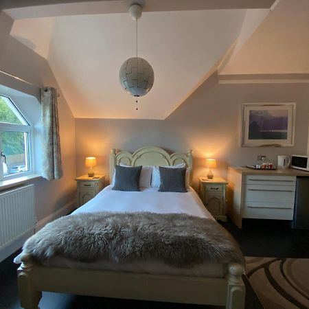 Harlestone Retreat (Adults Only) Hotel Northampton Bagian luar foto