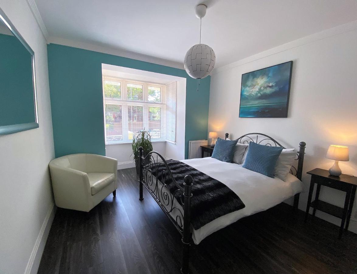 Harlestone Retreat (Adults Only) Hotel Northampton Bagian luar foto