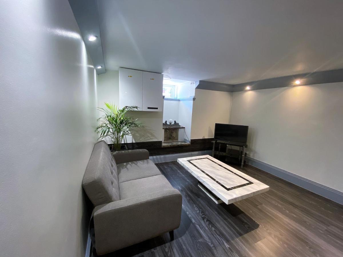 Harlestone Retreat (Adults Only) Hotel Northampton Bagian luar foto