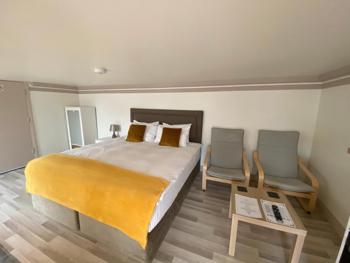 Harlestone Retreat (Adults Only) Hotel Northampton Ruang foto