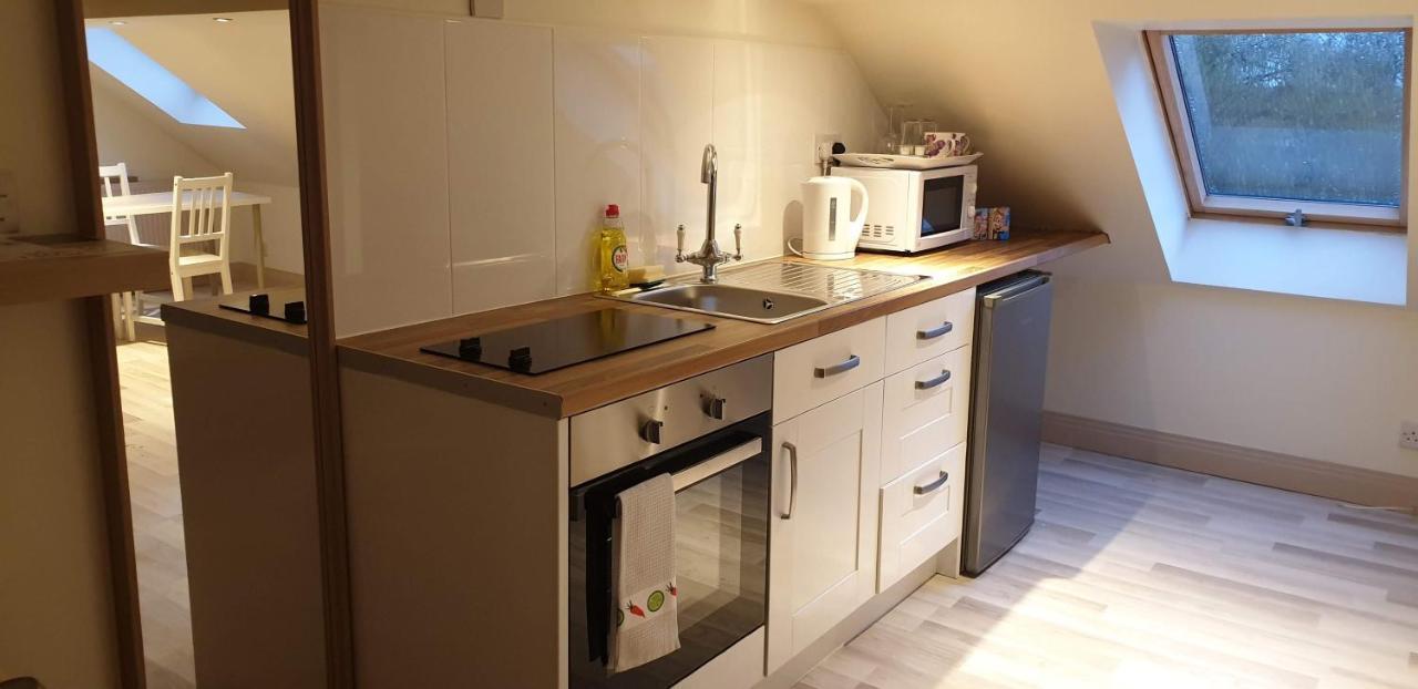 Harlestone Retreat (Adults Only) Hotel Northampton Bagian luar foto